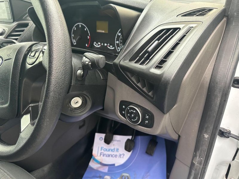 FORD TRANSIT CONNECT