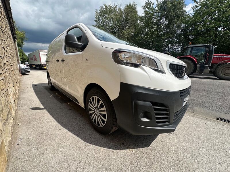 PEUGEOT EXPERT