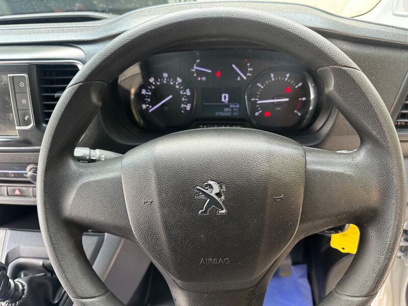 PEUGEOT EXPERT