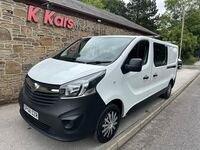 VAUXHALL VIVARO