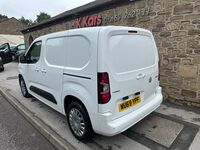 VAUXHALL COMBO