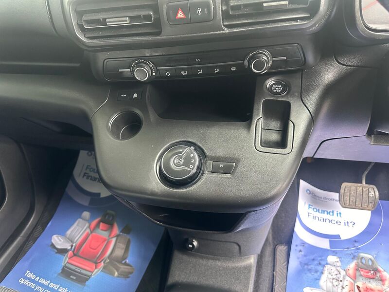 VAUXHALL COMBO