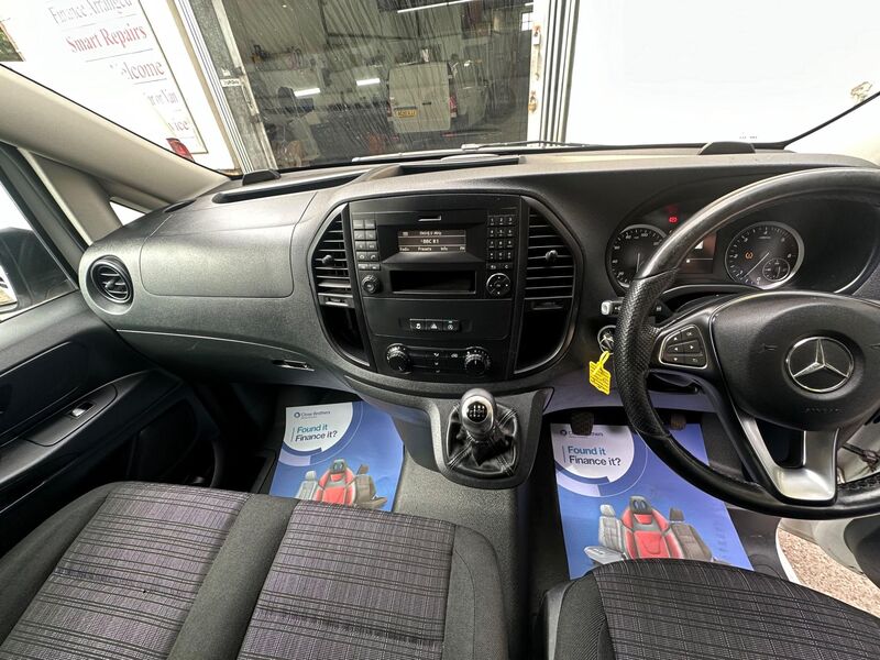 MERCEDES-BENZ VITO