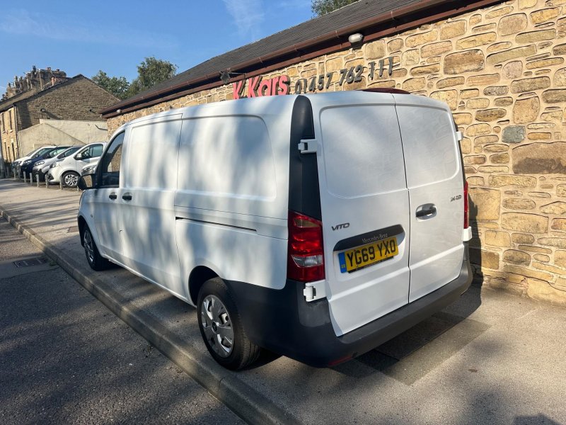 MERCEDES-BENZ VITO