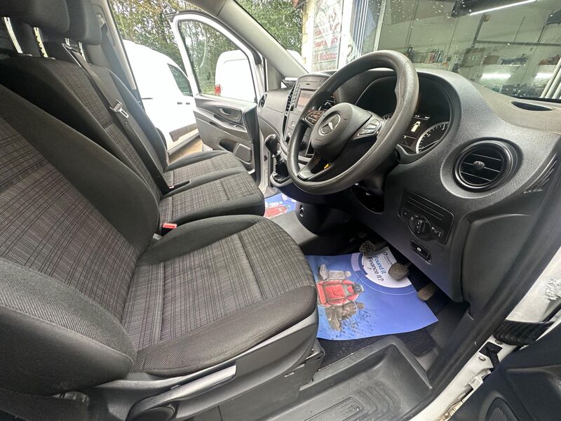 MERCEDES-BENZ VITO