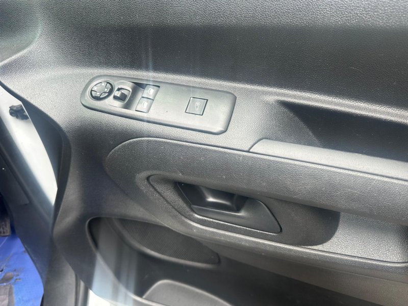 VAUXHALL COMBO