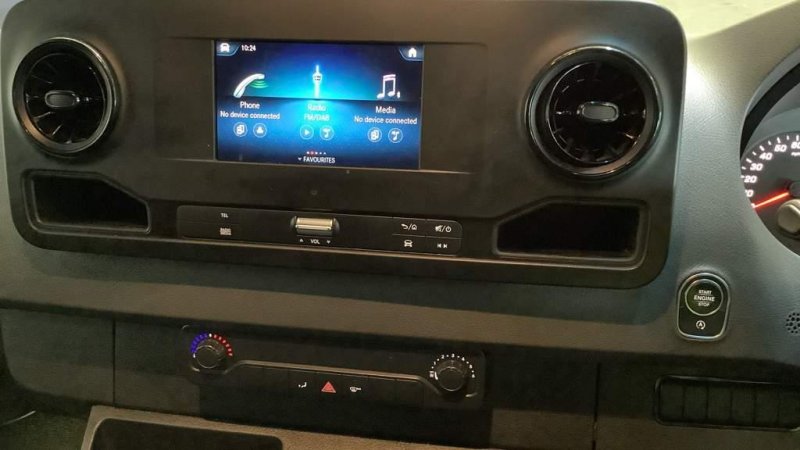 MERCEDES-BENZ SPRINTER