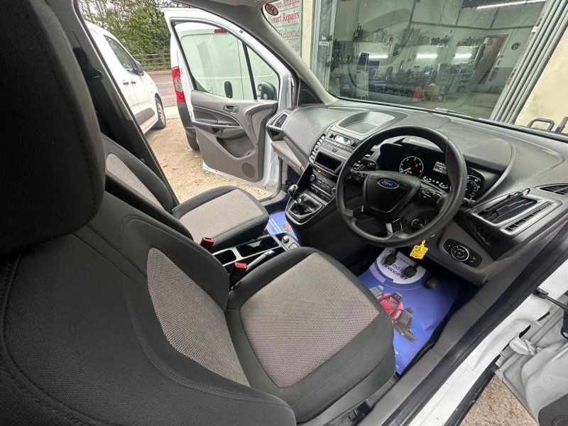 FORD TRANSIT CONNECT