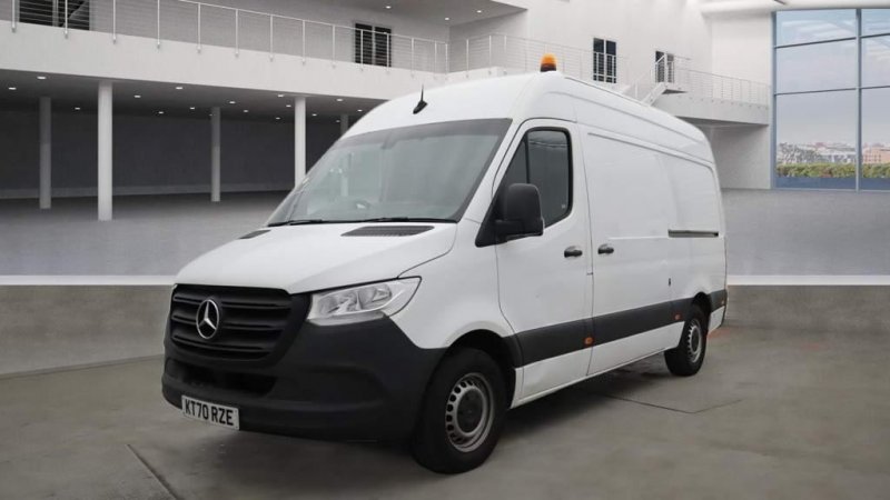 MERCEDES-BENZ SPRINTER