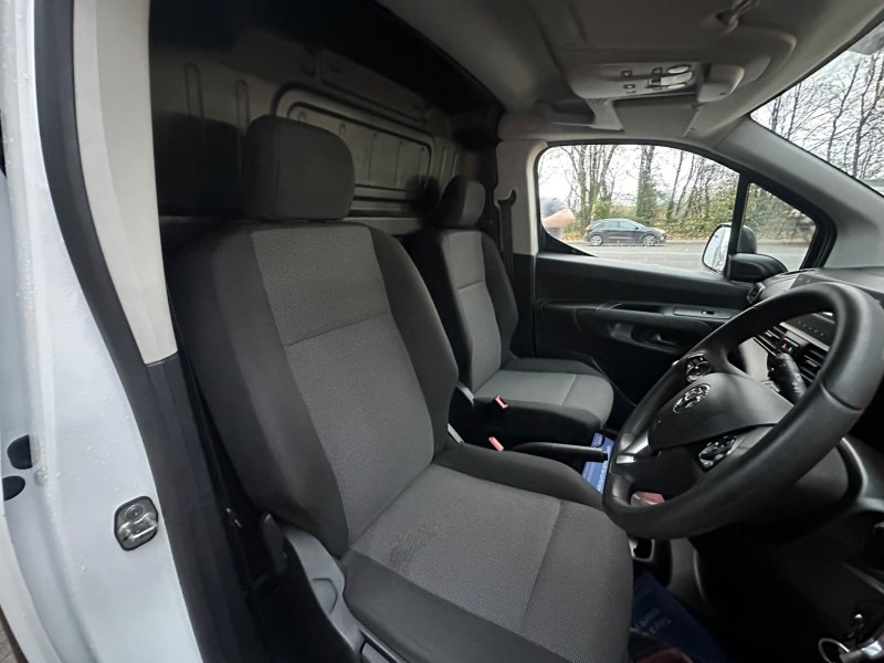 VAUXHALL COMBO