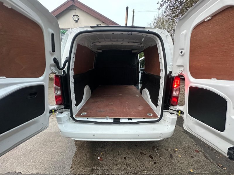 VAUXHALL COMBO
