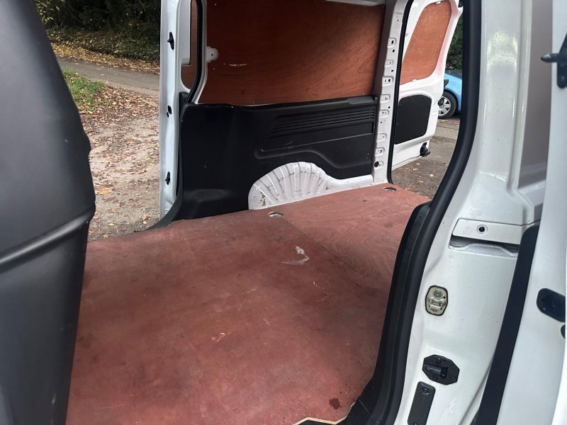 VAUXHALL COMBO