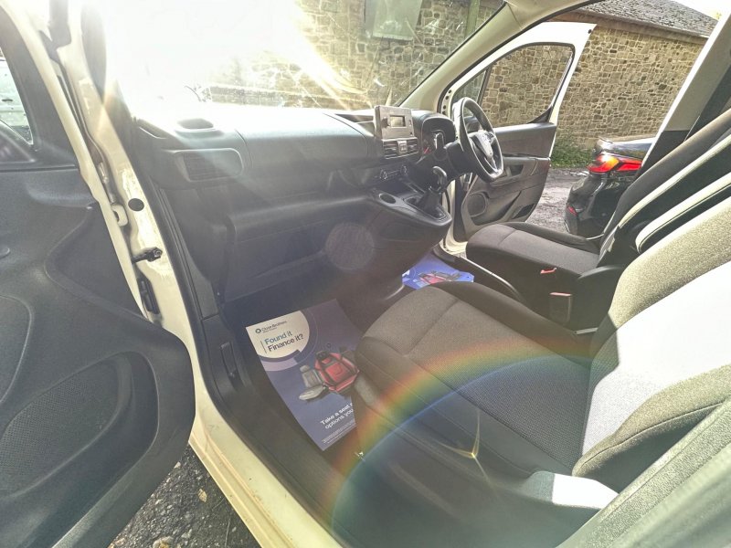 VAUXHALL COMBO
