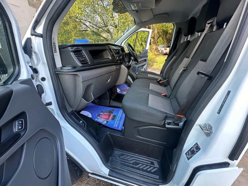 FORD TRANSIT CUSTOM