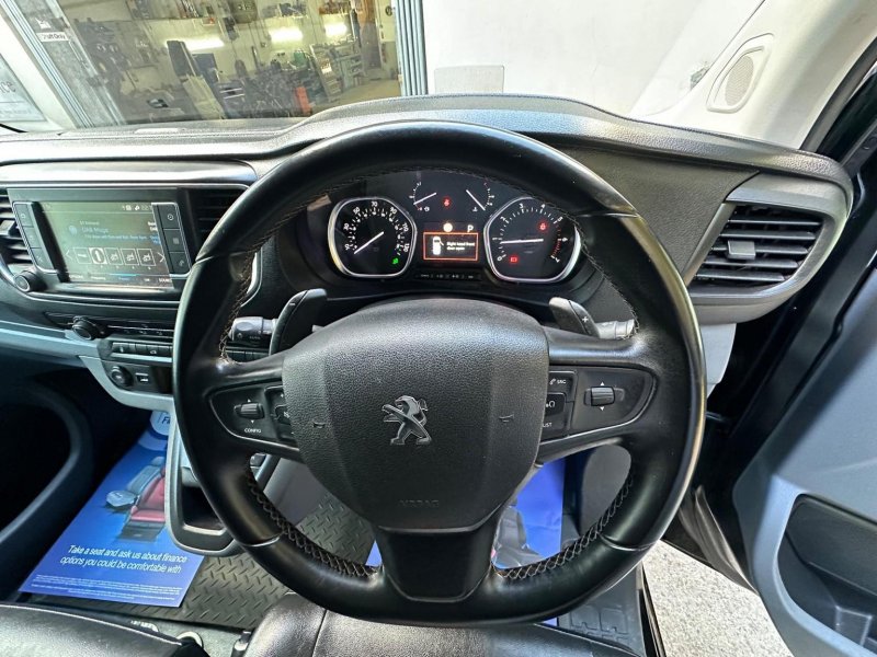 PEUGEOT EXPERT