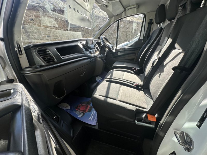 FORD TRANSIT CUSTOM