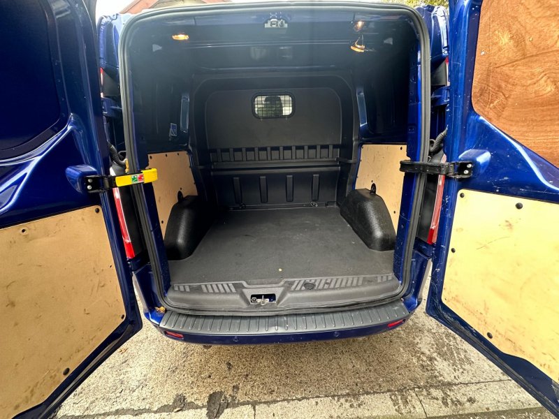 FORD TRANSIT CUSTOM