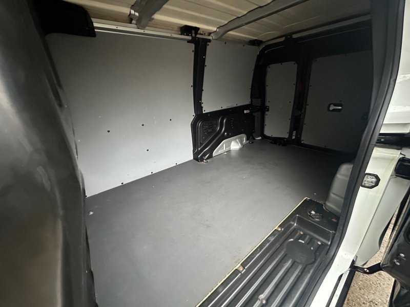 LEVC VN5
