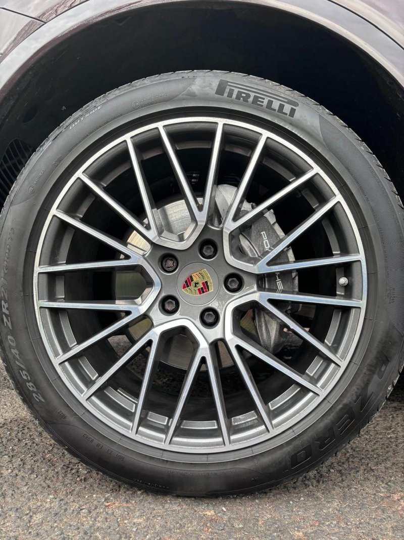 PORSCHE CAYENNE