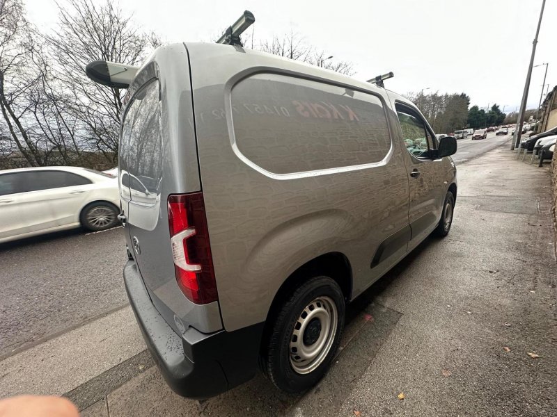 VAUXHALL COMBO