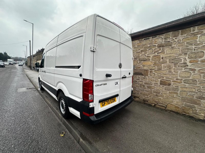 VOLKSWAGEN CRAFTER