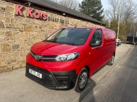 TOYOTA PROACE