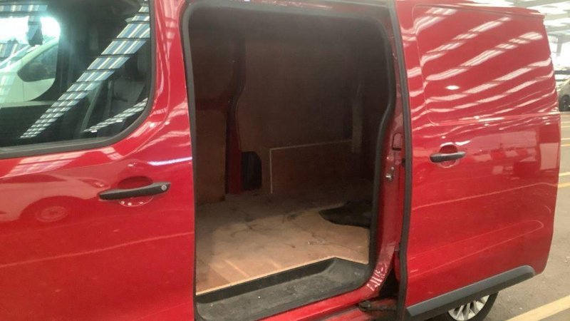TOYOTA PROACE