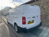 VAUXHALL VIVARO