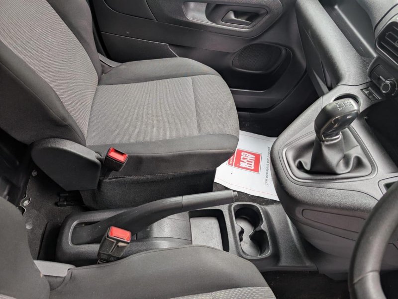 VAUXHALL COMBO