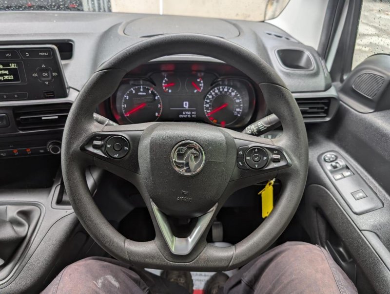 VAUXHALL COMBO