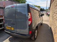NISSAN NV250