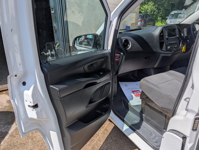 MERCEDES-BENZ VITO