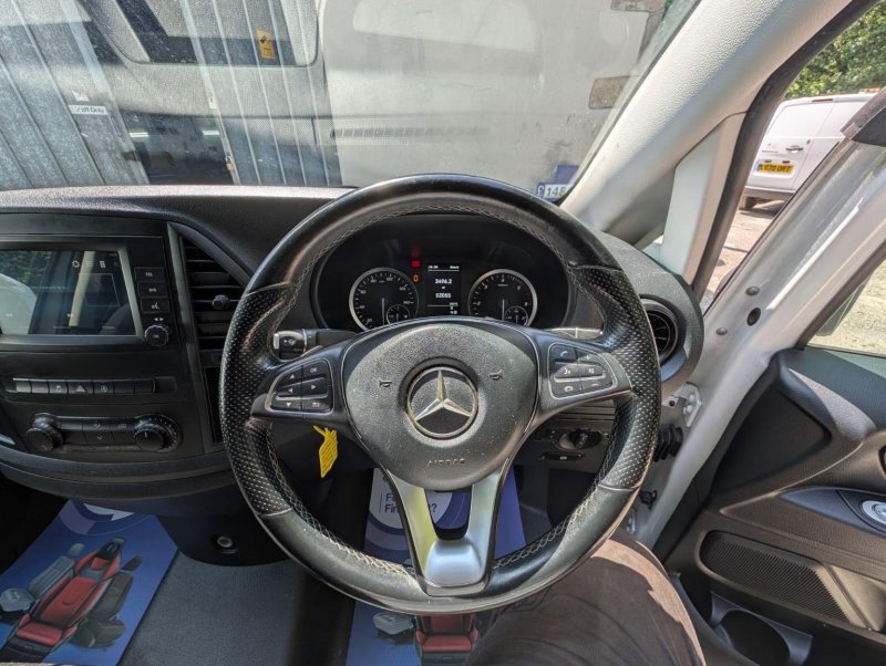 MERCEDES-BENZ VITO