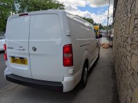 VAUXHALL VIVARO