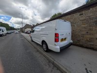 VAUXHALL VIVARO