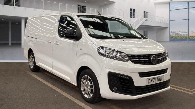 VAUXHALL VIVARO