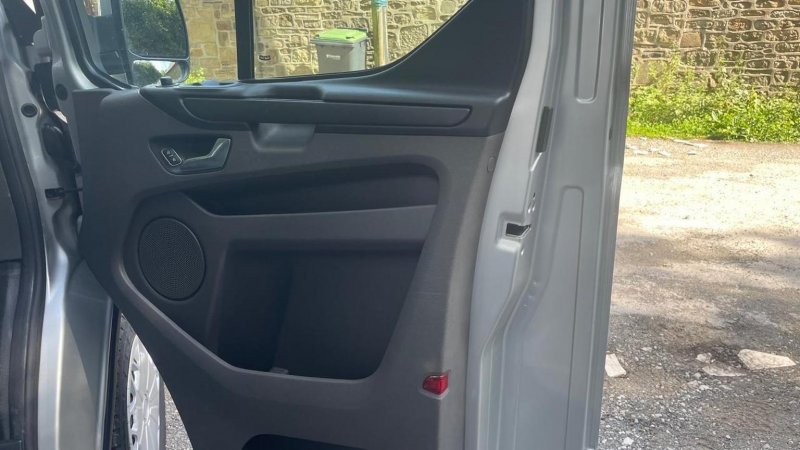 FORD TRANSIT CUSTOM