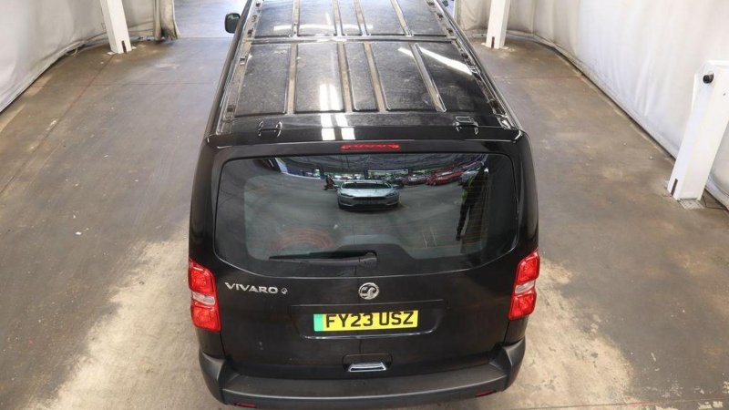 VAUXHALL VIVARO