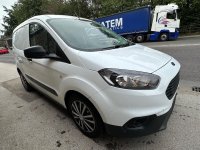 FORD TRANSIT COURIER