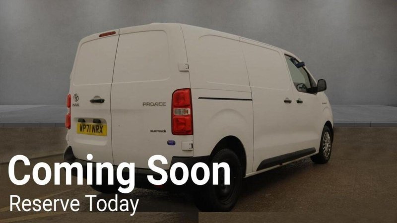 TOYOTA PROACE